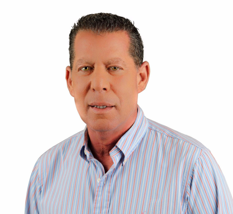 מיכאל לובושיץ