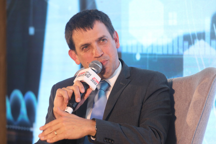 שאול מרידור בוועידת העסקים של מעריב