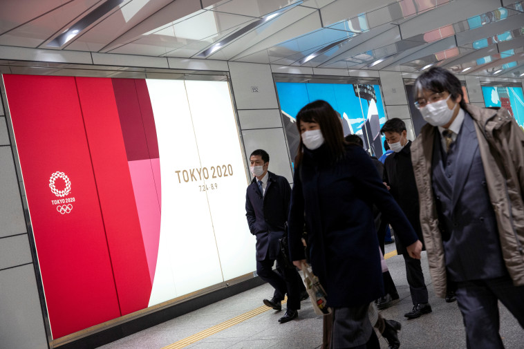 בהלת הקורונה ביפן (צילום: REUTERS/Athit Perawongmetha)