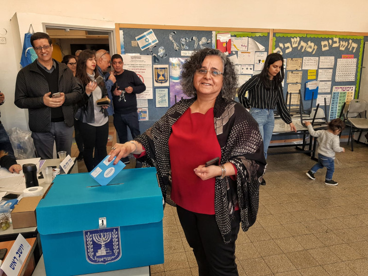 עאידה תומא סלימאן בקלפי