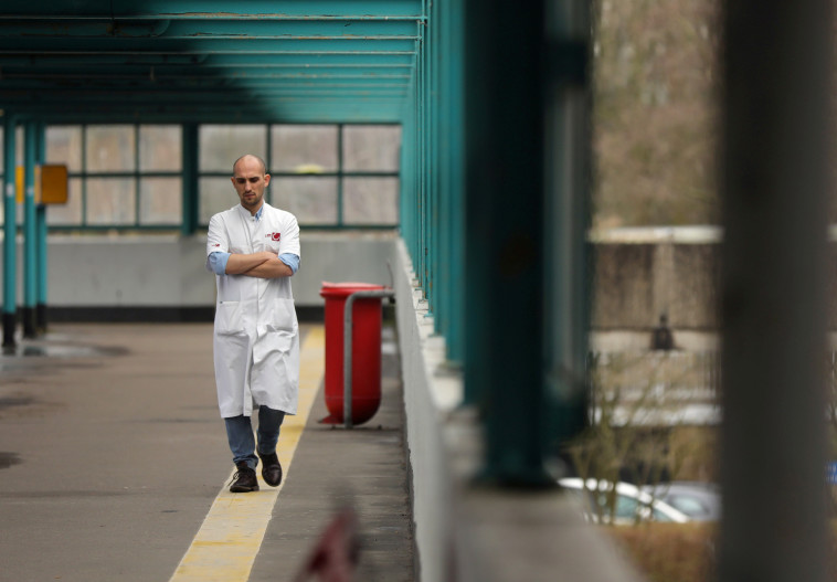 מרכז לבידוד חולי קורונה בהולנד