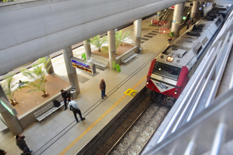 הרכבת בנתב''ג בעקבות משבר הקורונה (צילום: אבשלום ששוני)