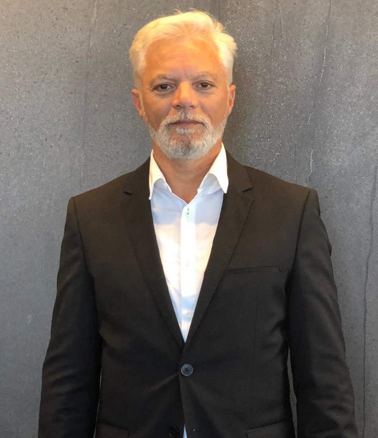 איתן יוחננוף מנכ״ל ובעלים רשת המרכולים