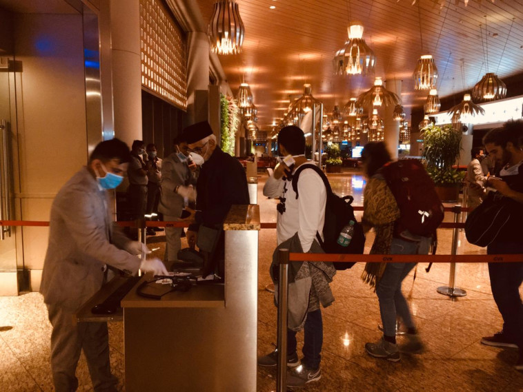 חילוץ ישראלים ממומבאי