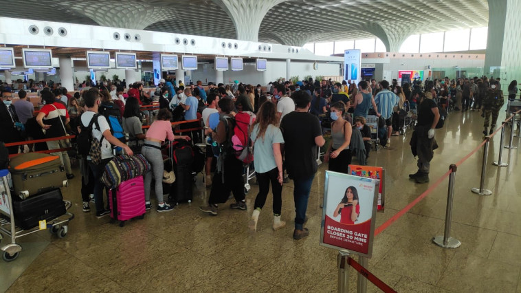 חילוץ ישראלים ממומבאי