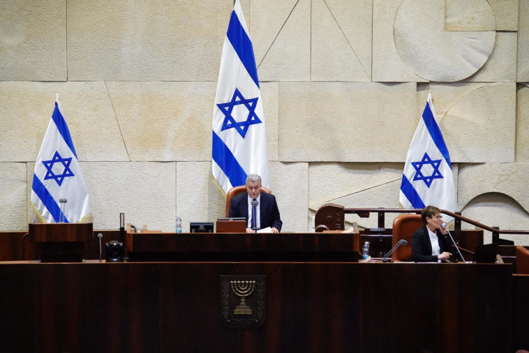 ח''כ עמיר פרץ במליאת הכנסת