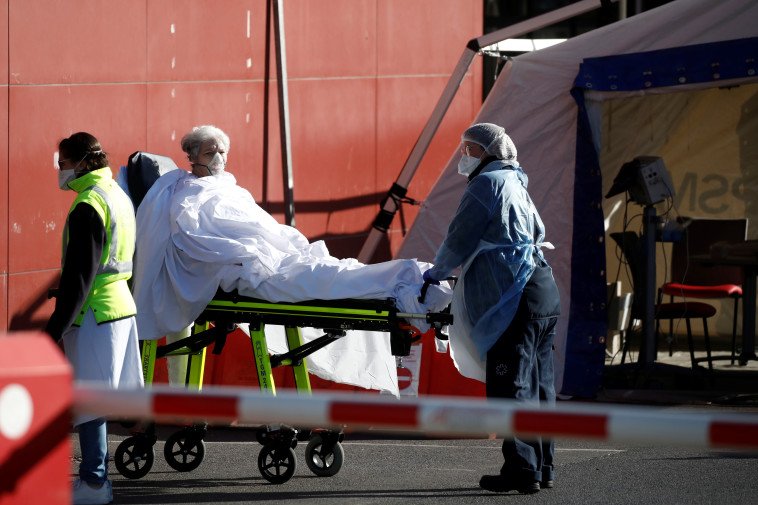 קורונה בפריז