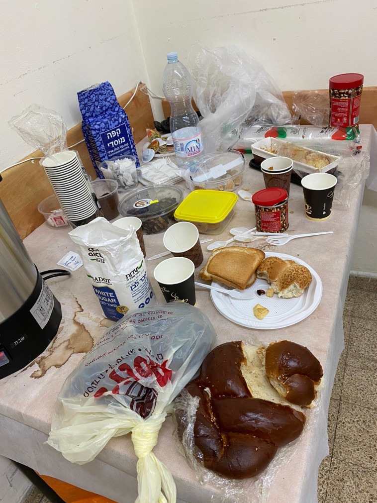 מחלקת הקורונה בבית חולים השרון