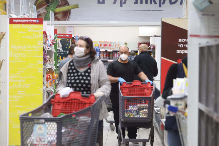 קניות לפני הפסח בצל הקורונה