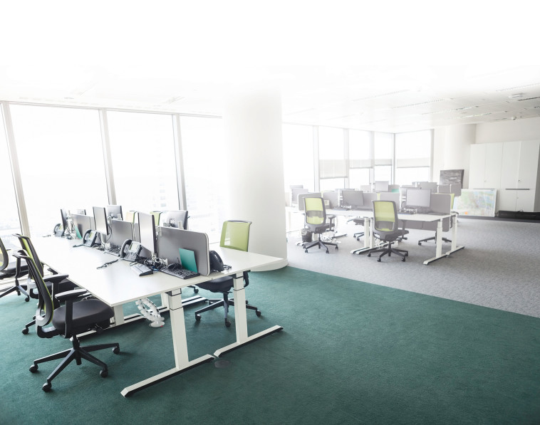 משרד ריק מאדם