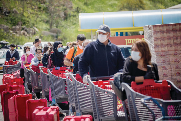 קורונה בישראל - למצולמים אין קשר לנאמר בכתבה 
