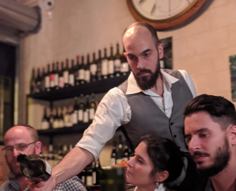 ג'יימי סלוק בפעולה 