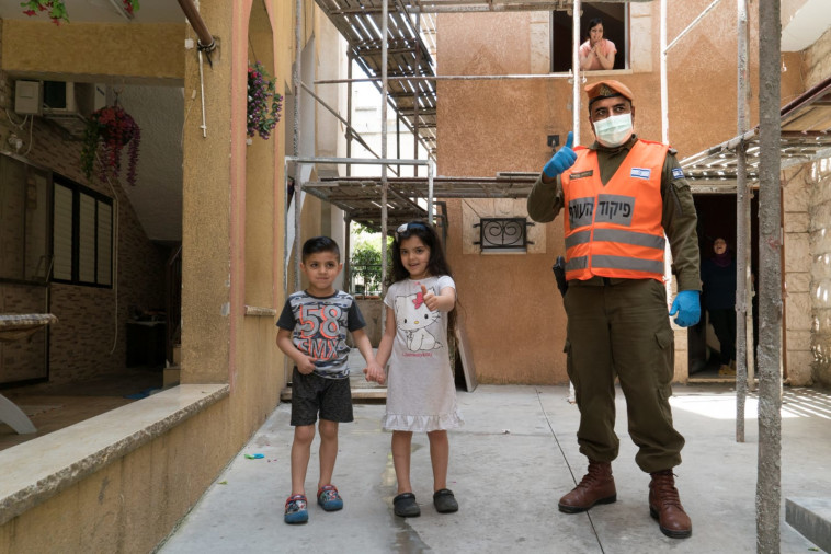 קורונה: פעילות חיילי פיקוד העורף בישובים הערבים (צילום: פיקוד העורף)