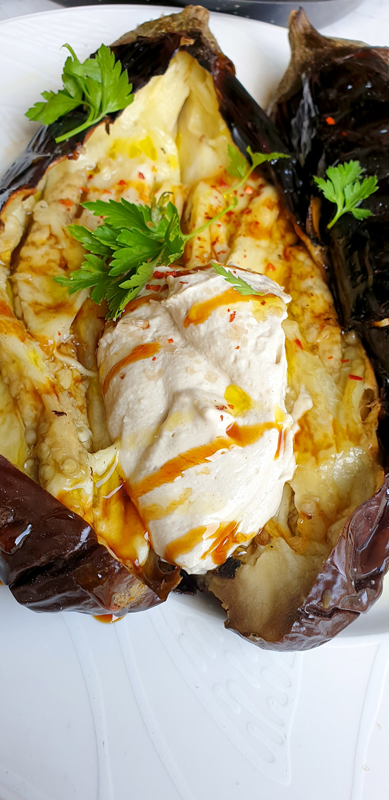 חציל בלאדי בטחינה וסילאן