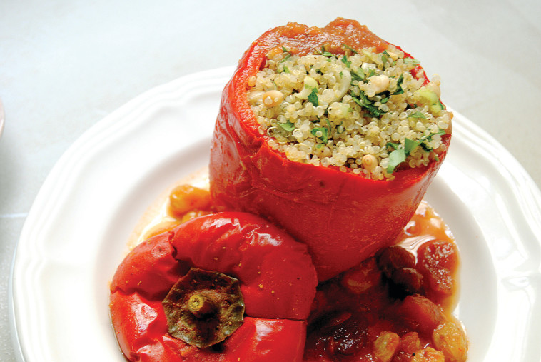 פלפלים ממולאים בקינואה