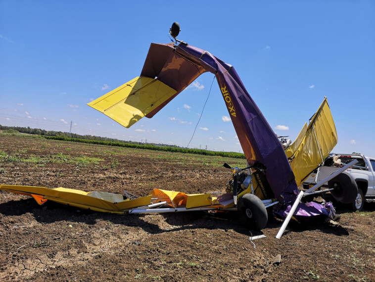 התרסקות מטוס קל בשרון