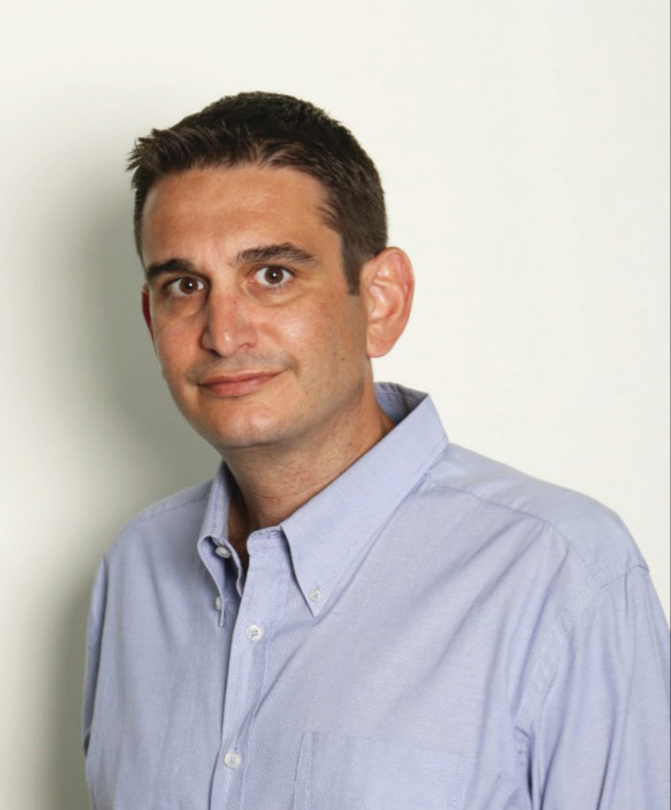 גיל סתיו - סמנכ''ל שיווק ומכירות ישראייר