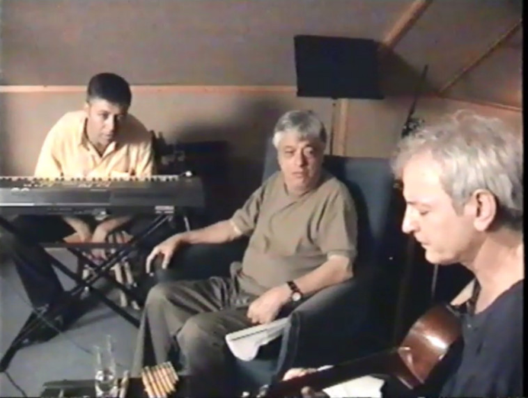 שלום חנוך, יוסי בנאי ויונתן בר-גיורא