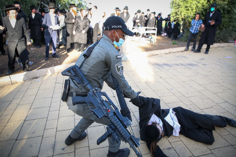 עצורים בהתפרעויות במירון