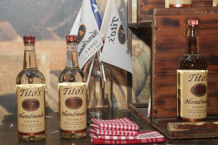 השקת וודקה טיטו'ס בישראל 