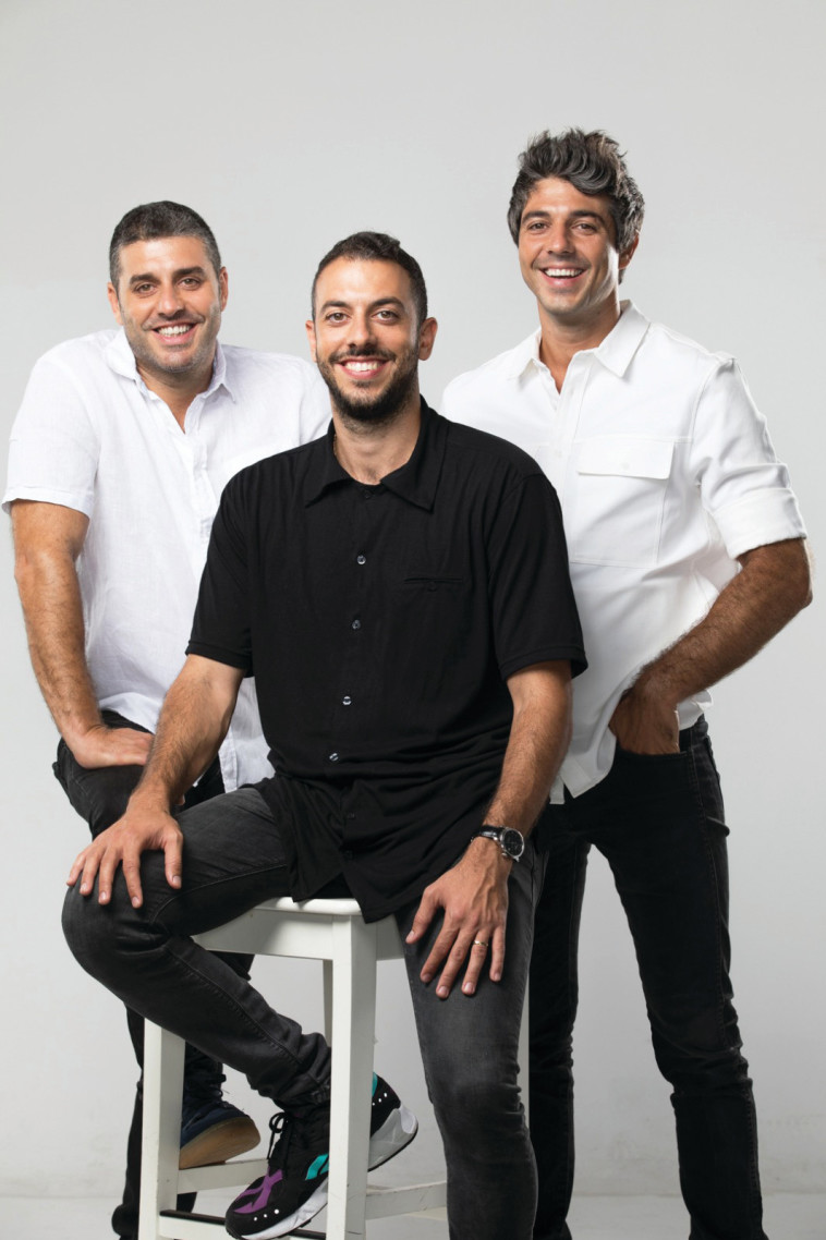 מור רז ועידן אבידן