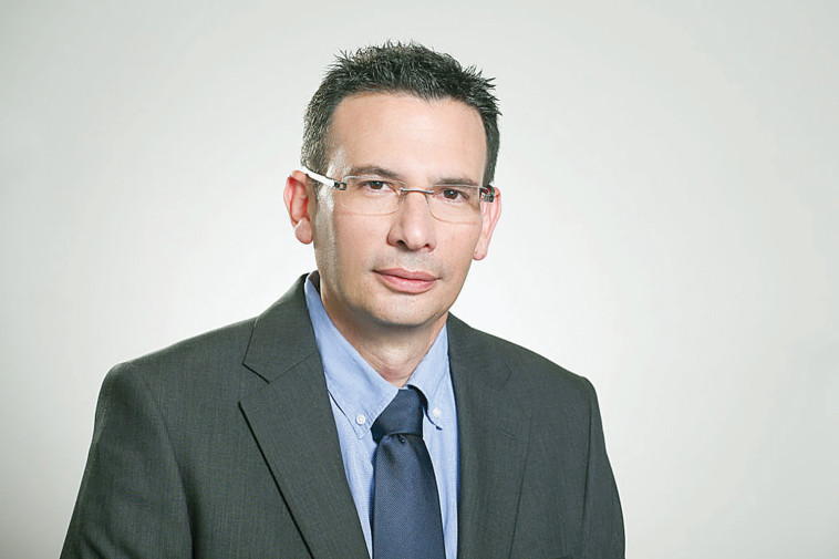 ניצן צעיר הרים