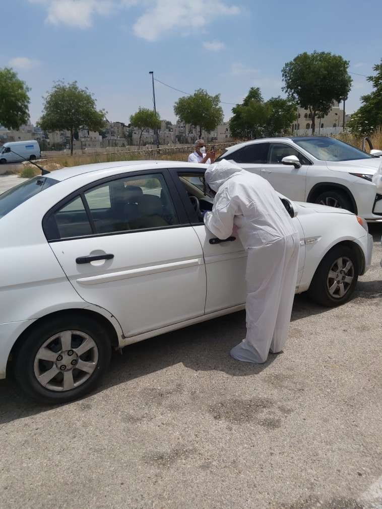 דגימות קורונה לתלמידי ומורי גימנסיה רחביה