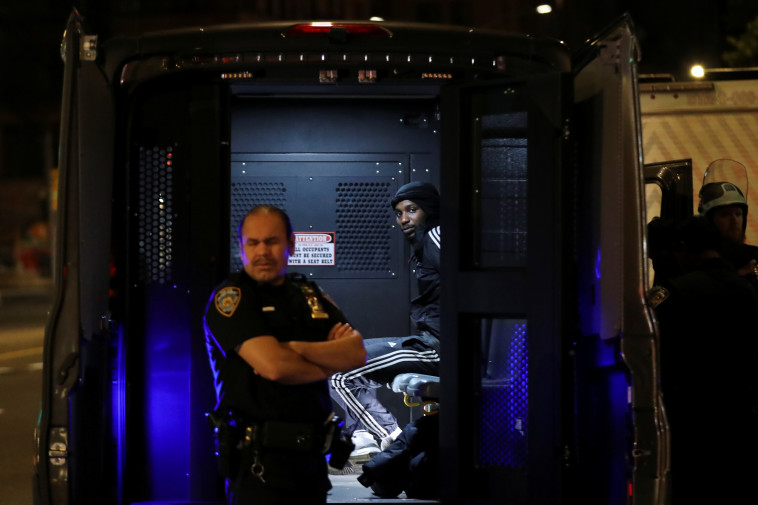 מהומות בארה''ב: עצורים במיניאפוליס