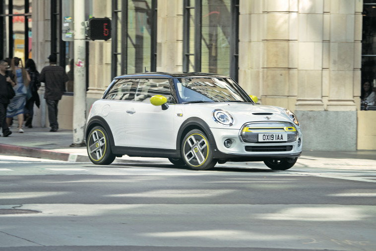 מיני קופר SE