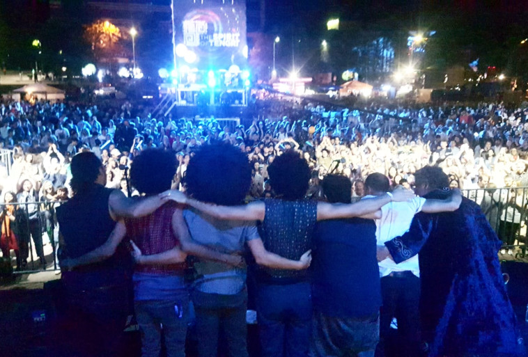 להקת ''רבע לאפריקה'' בפסטיבלים