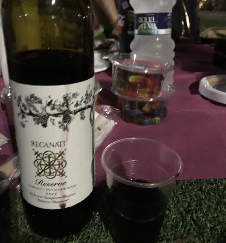 יין בשדרה. רקנאטי כרם לבנון 