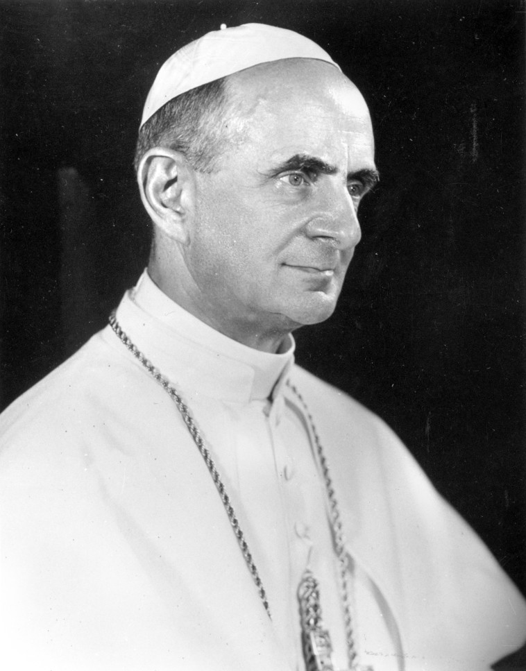 מעוות את המטרה. האפיפיור פאולוס השישי (צילום: GettyImages - Keystone)