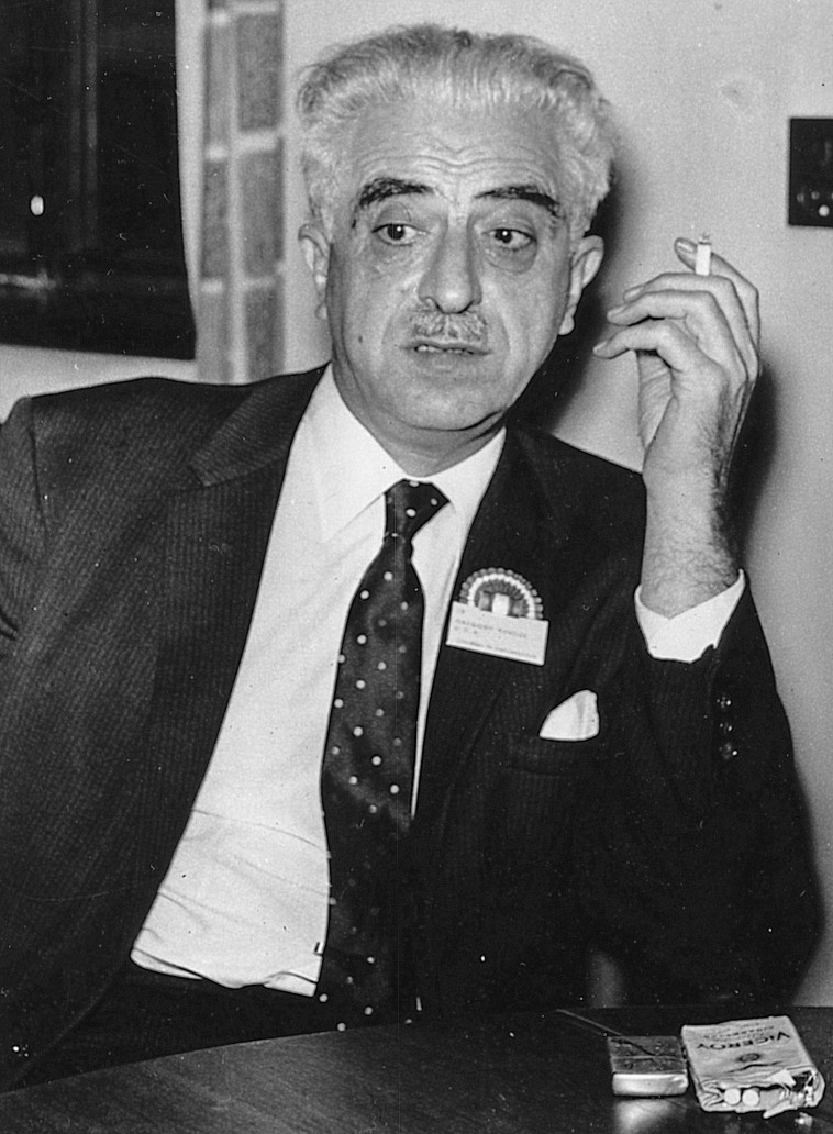 מחקר שמטרתו להמציא אמצעי מניעה יעיל וזול. גרגורי פינקוס