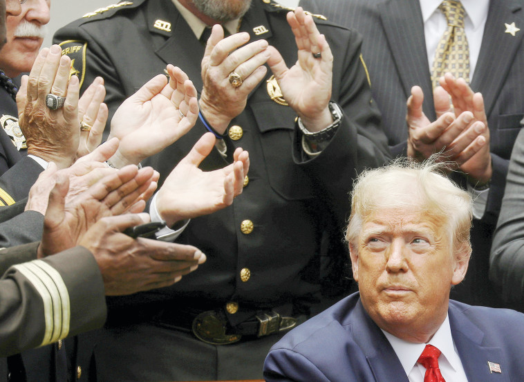 דונלד טראמפ