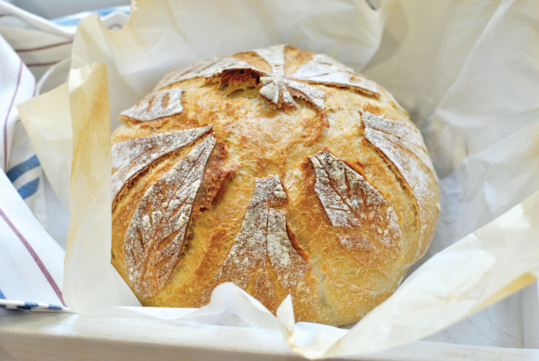 לחם מחמצת משגע (צילום: פסקל פרץ-רובין)