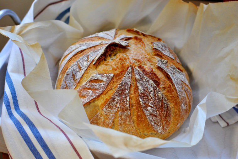 לחם מחמצת משגע (צילום: פסקל פרץ-רובין)