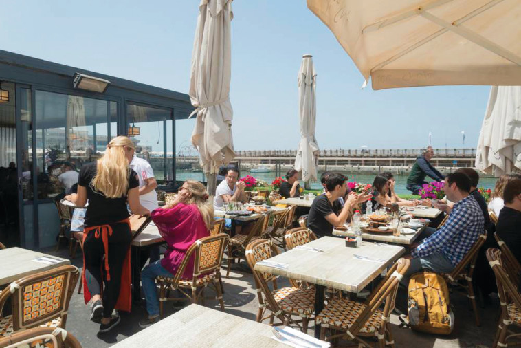 סניף נמל ת״א של קפה נמרוד