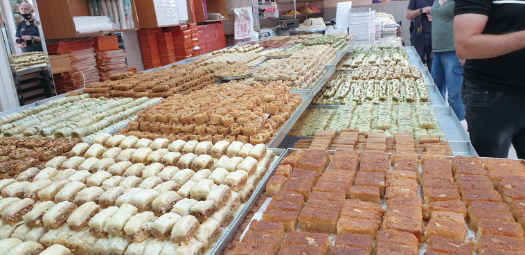 ואדי ניסנאס, משהו מתוק 