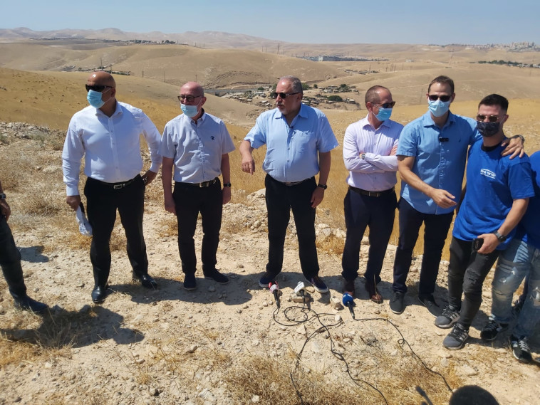 אביגדור ליברמן - מעלה אדומים