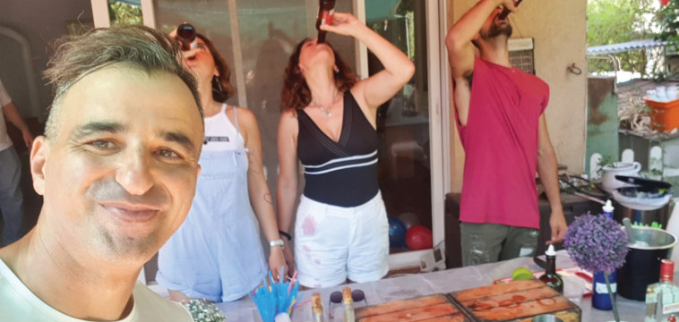 זיו מנור בסדנת קוקטיילים