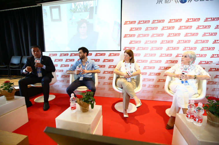 פאנל ''עולם התעסוקה מעדכן גרסה''