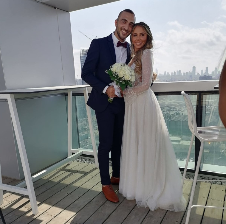 אוראל ואסתי. 