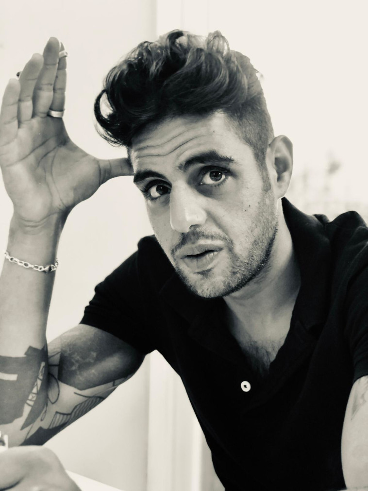 הסופר יוני דוד