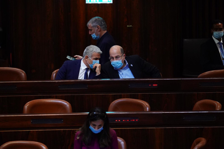 יאיר לפיד, משה יעלון 