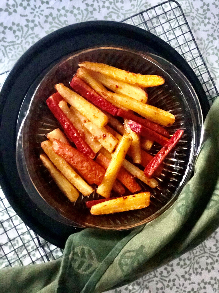 רצועות גזר צבעוני