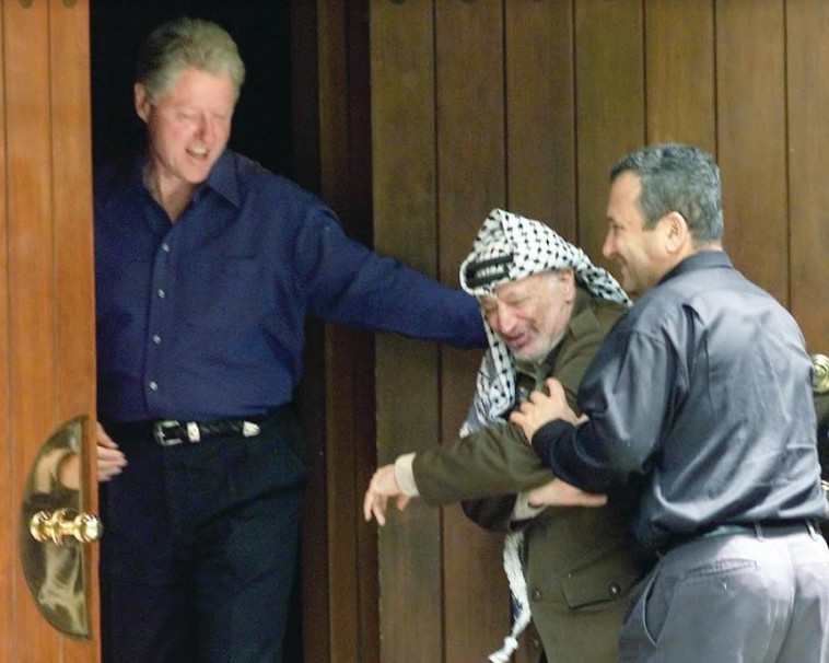 אהוד ברק, יאסר עראפת, ביל קלינטון - קמפ דיוויד 