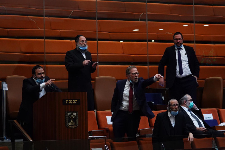 חברי הכנסת החרדים בתום ההצבעה