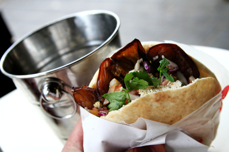 סביח, אילוסטרציה