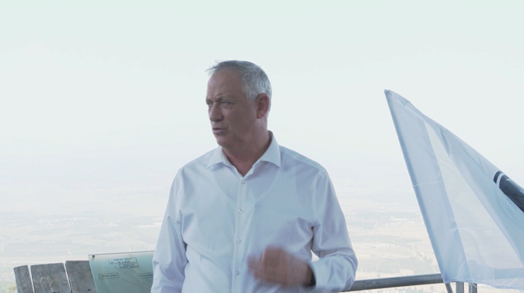 בני גנץ בפיקוד הצפון