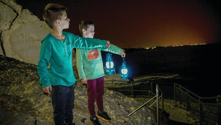 עששיות בראש הנקרה